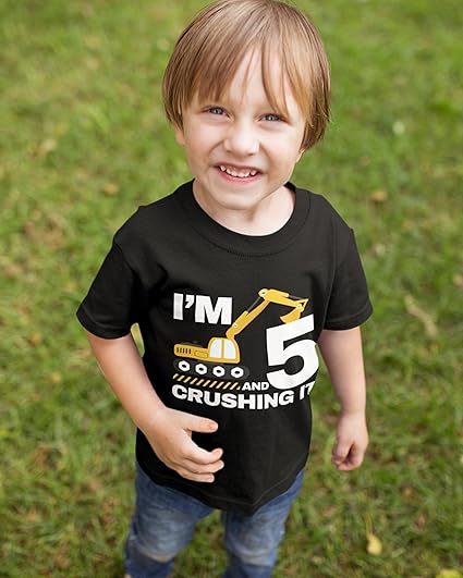 I’m 5 and Crushing It 5th Birthday Black T-Shirt for Boys