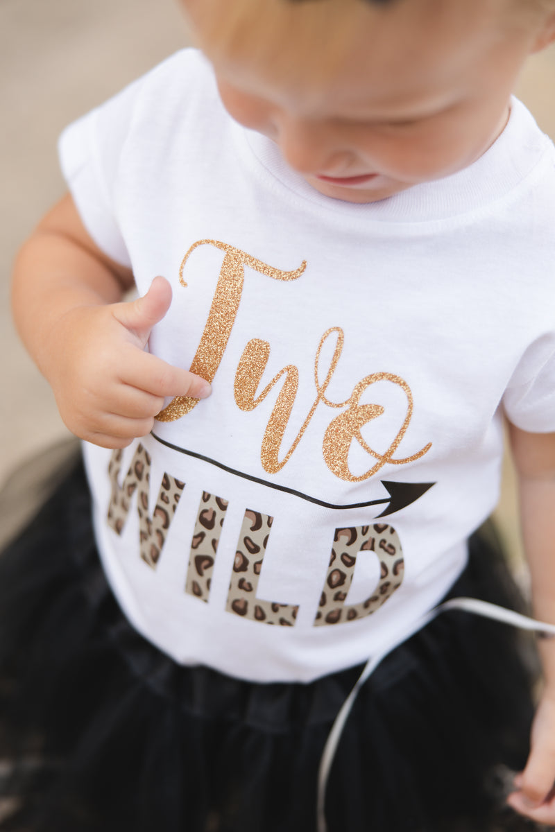 Wild Two 2nd Birthday Outfit for Girls – Short Sleeve Shirt, Leopard Tutu Skirt & Headband Set